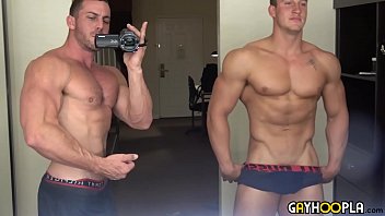 Ulasan porno gay American Muscle Hunks