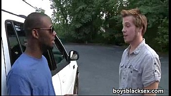Xxx porno gay mengisap bbc